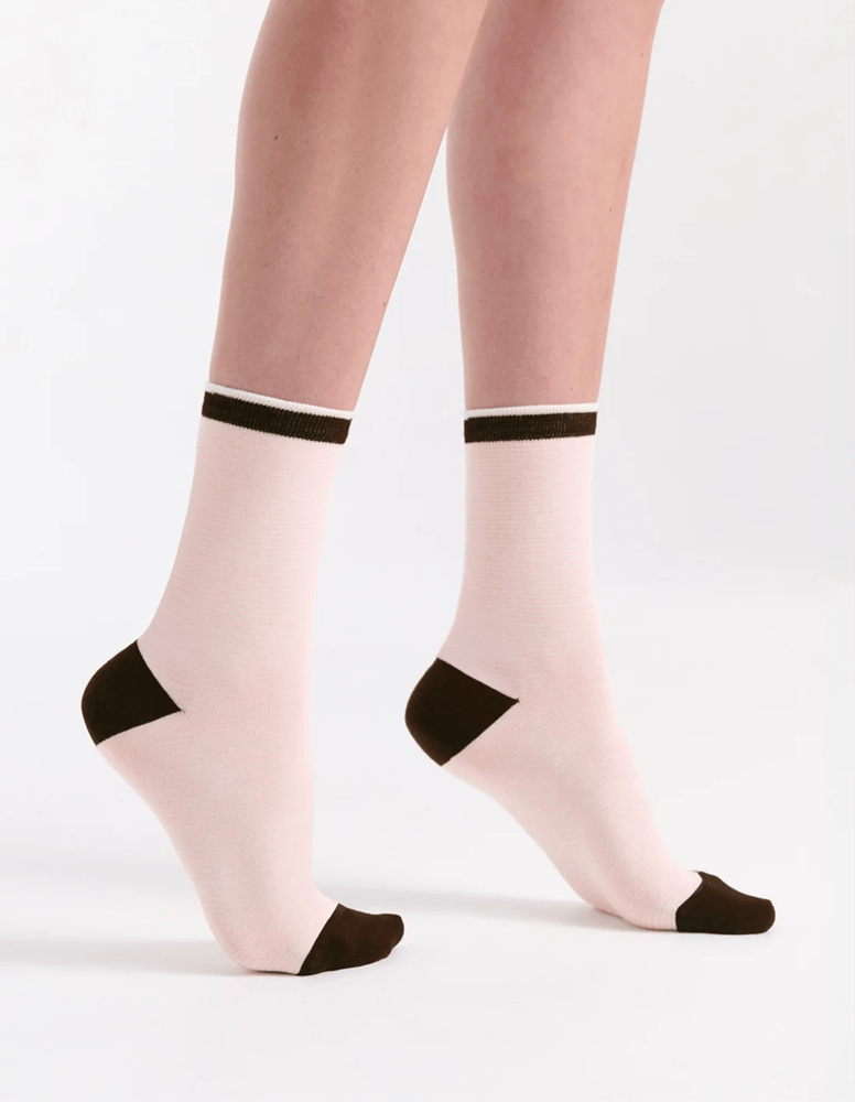 Load image into Gallery viewer, Levante Lina Fine Stripe Crew Sock
