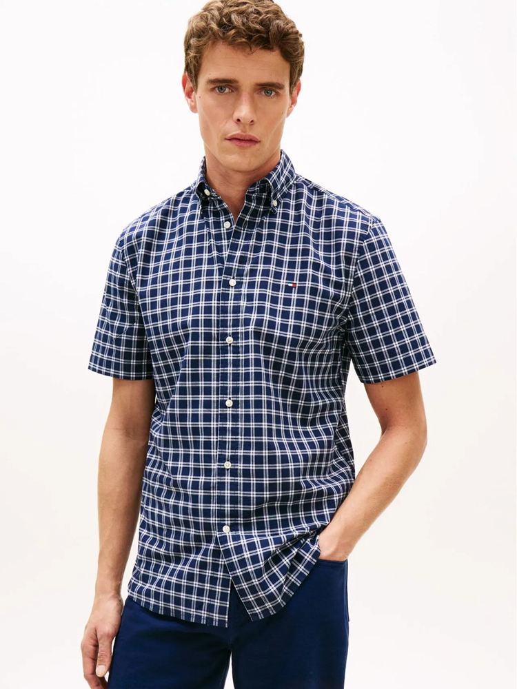 Load image into Gallery viewer, Tommy Hilfiger Mens Regular Fit Short Sleeve Plaid Shirt

