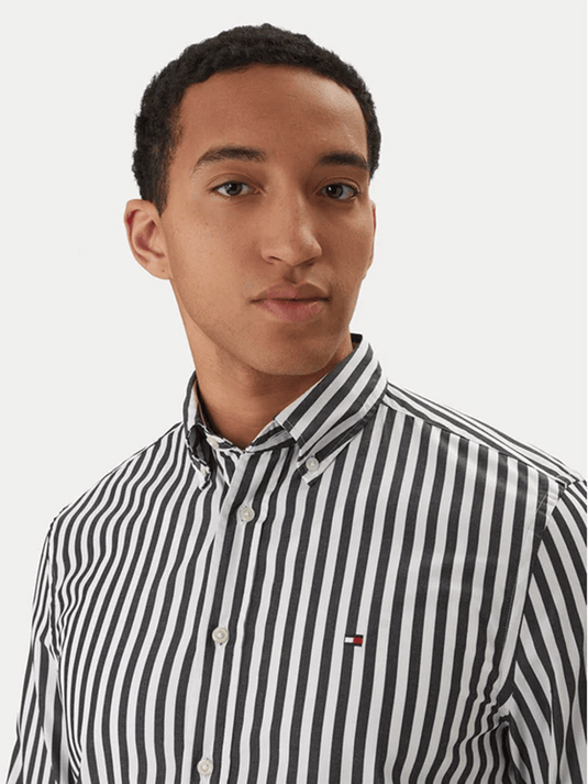 Tommy Hilfiger Mens TH Flex Regular Fit Stripe Poplin Shirt