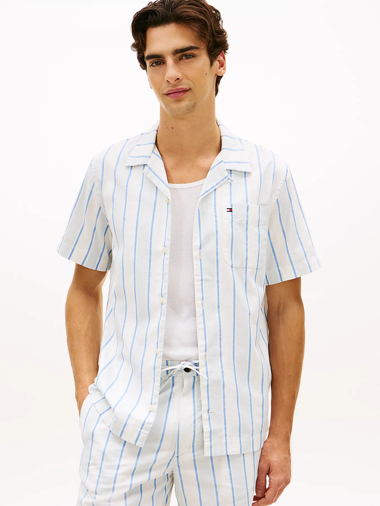 Load image into Gallery viewer, Tommy Hilfiger Mens Regular Fit Cuban Collar Short Sleeve Shirt
