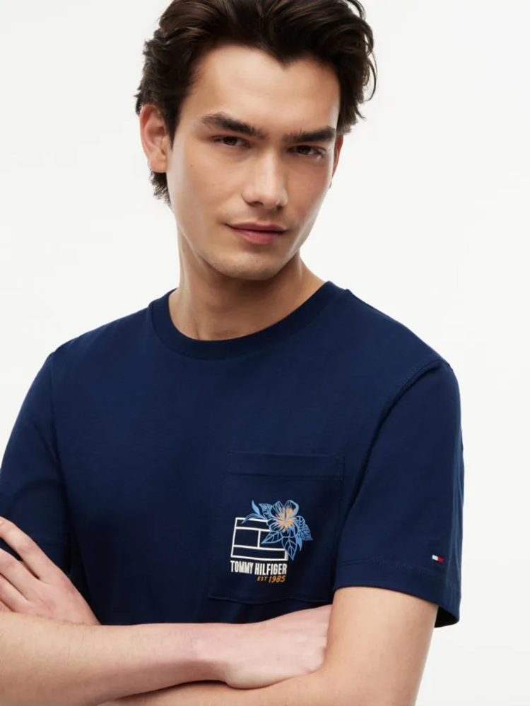 Load image into Gallery viewer, Tommy Hilfiger Mens Floral Graphic Pocket T-Shirt
