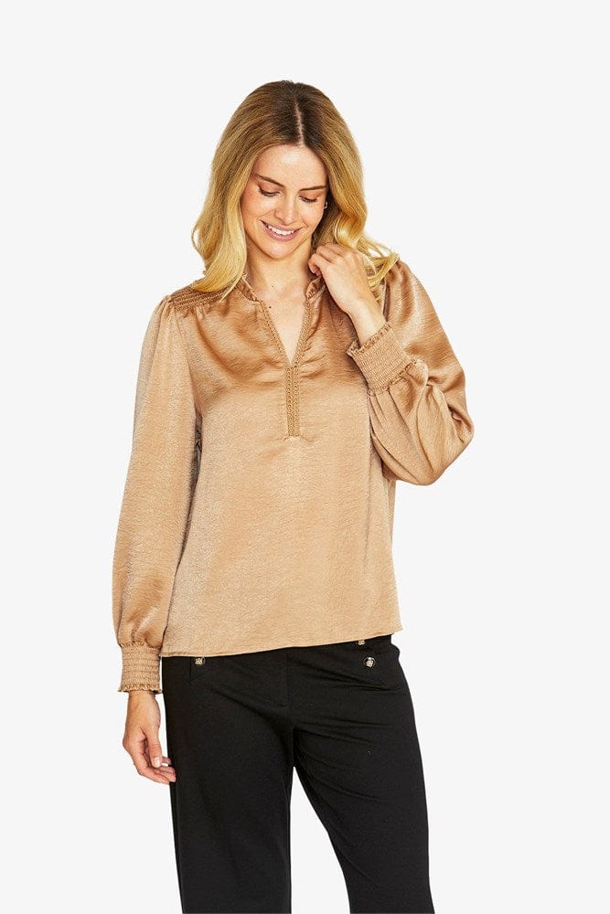 Load image into Gallery viewer, Pingpong Womens Nessa Shirred Blouse - Fawn

