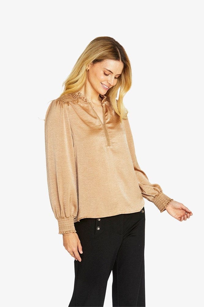 Load image into Gallery viewer, Pingpong Womens Nessa Shirred Blouse - Fawn
