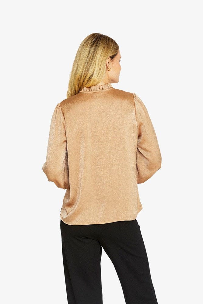 Load image into Gallery viewer, Pingpong Womens Nessa Shirred Blouse - Fawn

