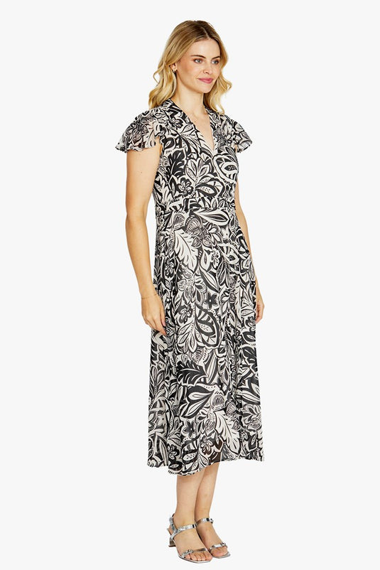 Pingpong Womens Emma V-Neck Dress