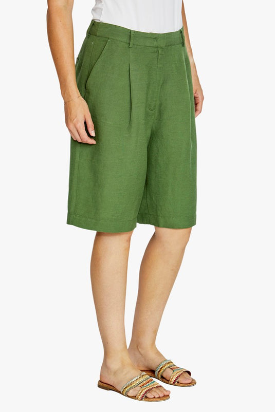 Pingpong Womens Amelia Front Tuck Short - Agave