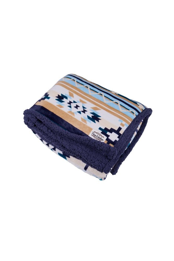 Load image into Gallery viewer, Pure Western Aztec Print Snuggle Rug
