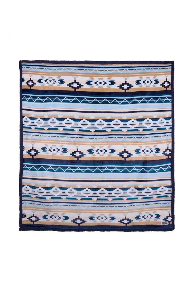 Load image into Gallery viewer, Pure Western Aztec Print Snuggle Rug
