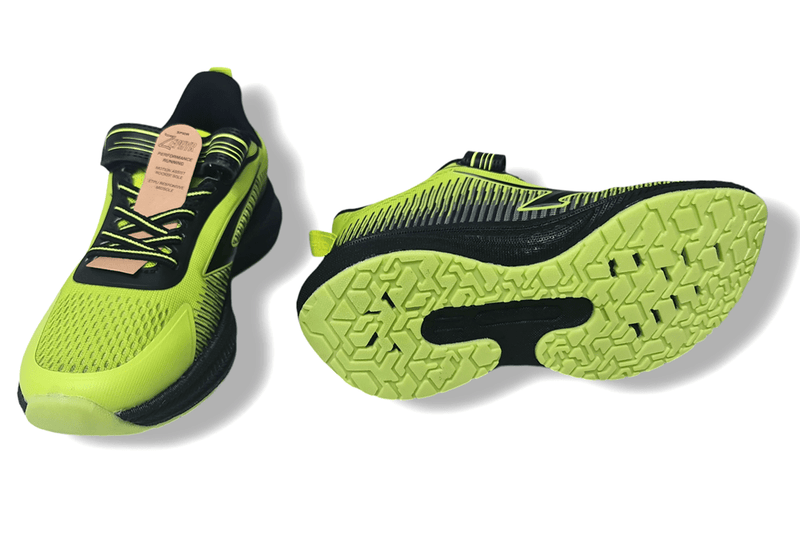 Load image into Gallery viewer, Sfida Boys Zephyr Runner (V) Lime/Black Shoes
