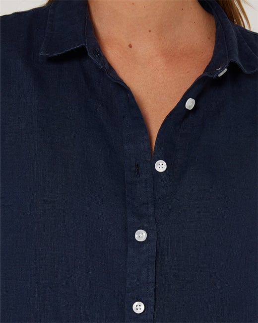 Load image into Gallery viewer, Pilbara Collection Womens Florence Classic Linen Shirt - Navy
