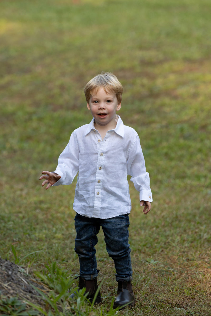 Load image into Gallery viewer, Pilbara Childrens Linen Long Sleeve Shirt - White
