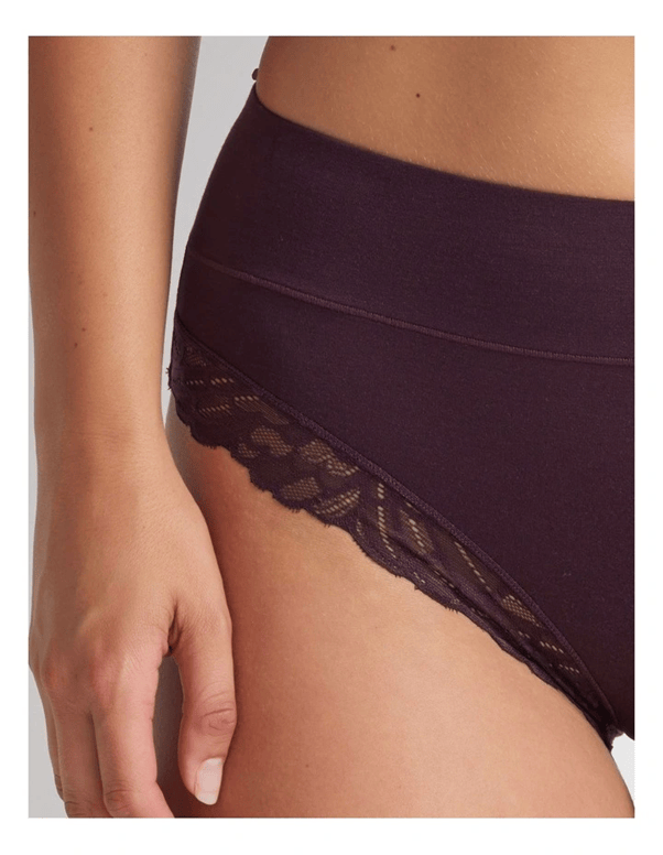 Load image into Gallery viewer, Kayser Comfort Band Lace Trim Mid Rise Brief

