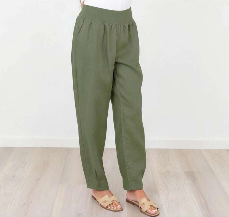 Load image into Gallery viewer, Maglia Womens Lux Lucy Tuck Pant
