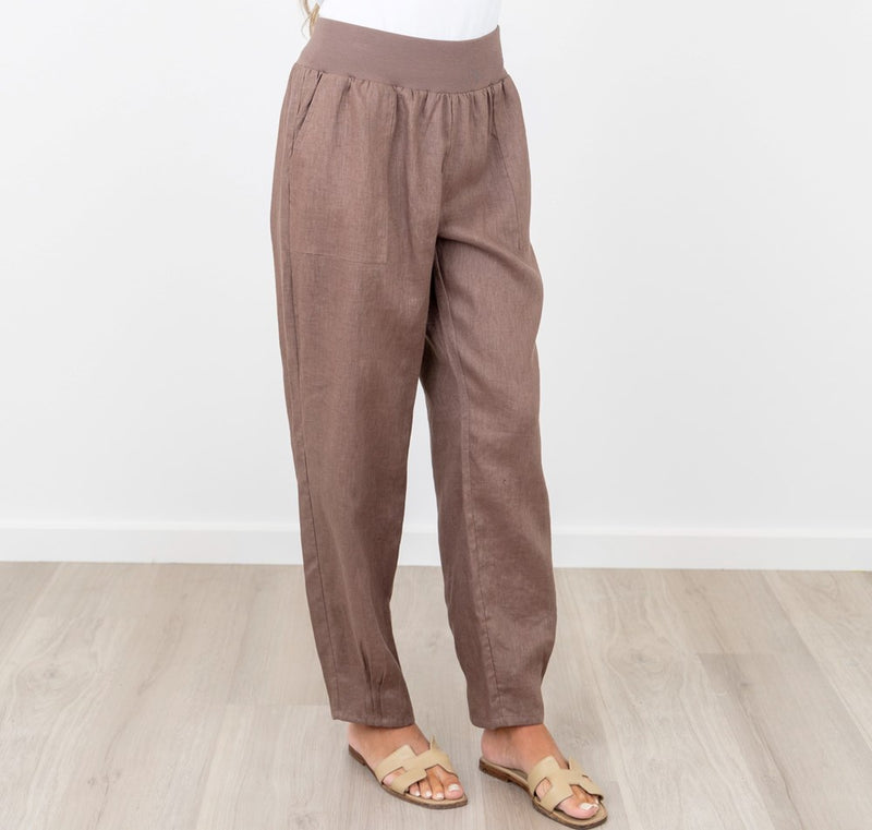 Load image into Gallery viewer, Maglia Womens Lux Lucy Tuck Pant

