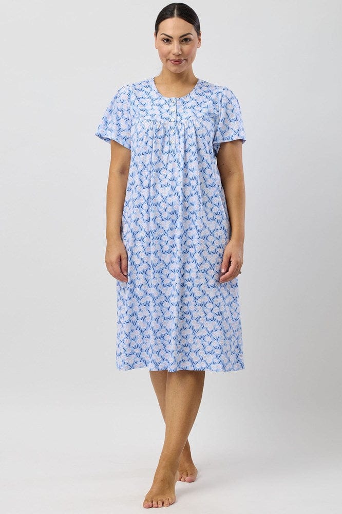 Load image into Gallery viewer, Schrank Womens Daisies Short Sleeve Nightie - Blue
