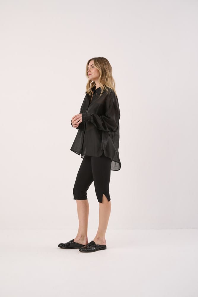 Load image into Gallery viewer, Sass Womens Val Oversized Shirt - Black
