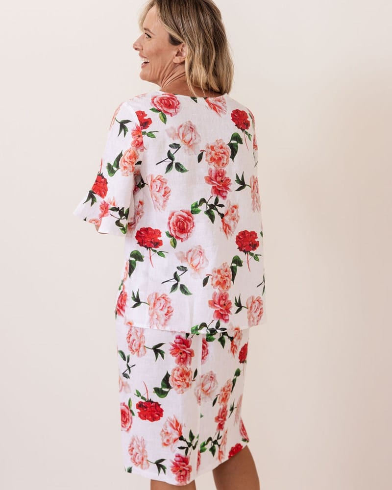 Load image into Gallery viewer, See Saw Womens Straight 2 Pocket Skirt - Roses
