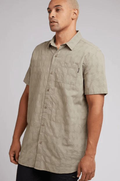 Load image into Gallery viewer, St Goliath Mens Diamond Short Sleeve Shirt
