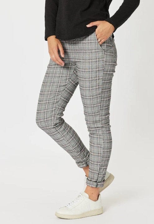 Load image into Gallery viewer, Threadz Womens Crystal Check Jogger Pant

