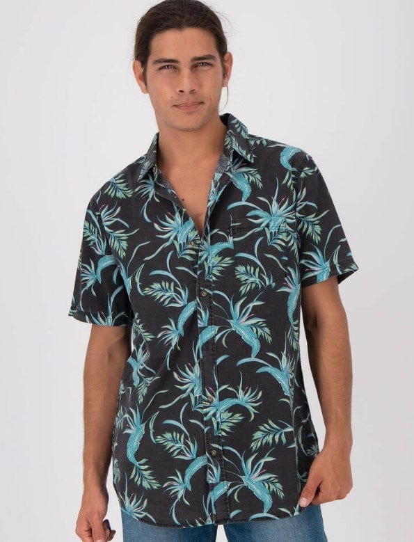 Load image into Gallery viewer, Rip Curl Boys Spacey Short Sleeve Shirt
