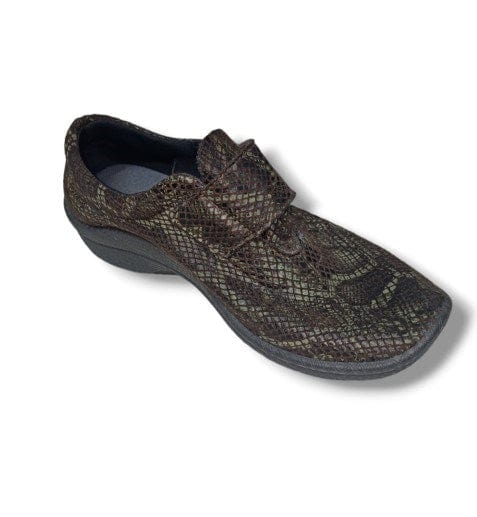 Load image into Gallery viewer, Attenta Womens Light Shoes
