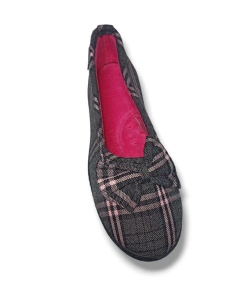 Load image into Gallery viewer, Isotoner Womens Tartan Rose Slipper
