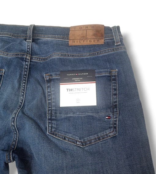 Load image into Gallery viewer, Tommy Hilfiger Denton Straight Jean
