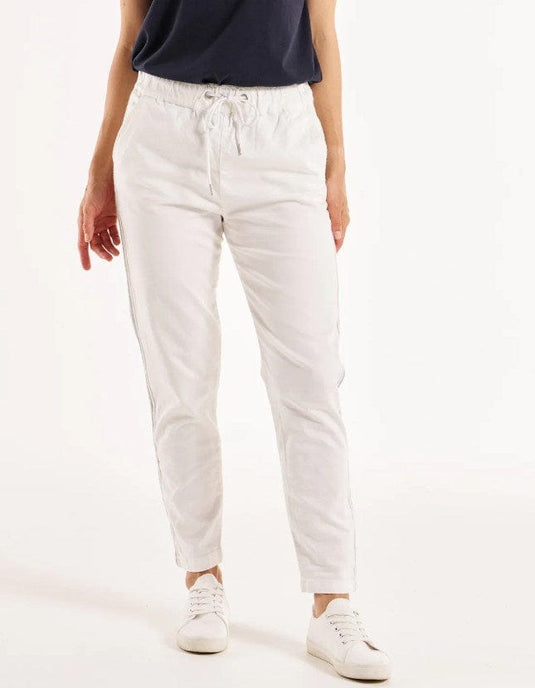 Betty Basics Womens Brooks Jean