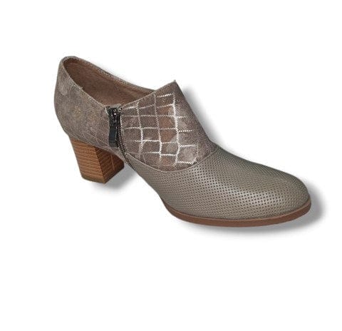 Load image into Gallery viewer, Marco Santini Womens Wellington Shoe
