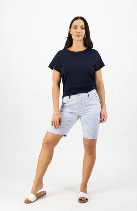 Load image into Gallery viewer, Vassalli Womens Slim Leg Above Knee Short With Contrast Trim
