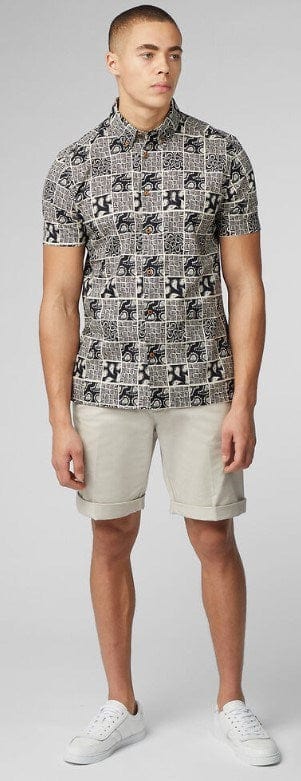 Load image into Gallery viewer, Ben Sherman Mens Checkerboard Paisley Print Short Sleeve Shirt
