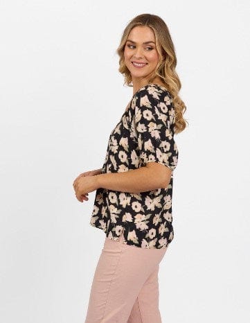 Load image into Gallery viewer, Vassalli Womens Printed V Neck Top With Floaty Sleeve
