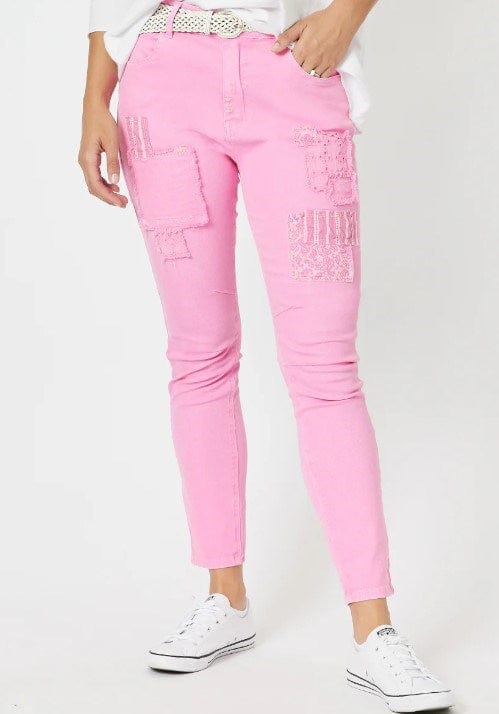 Load image into Gallery viewer, Threadz Womens Taylor Patch Jeans
