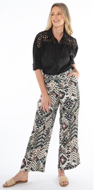 Load image into Gallery viewer, Jump Womens Tribal Print Pant
