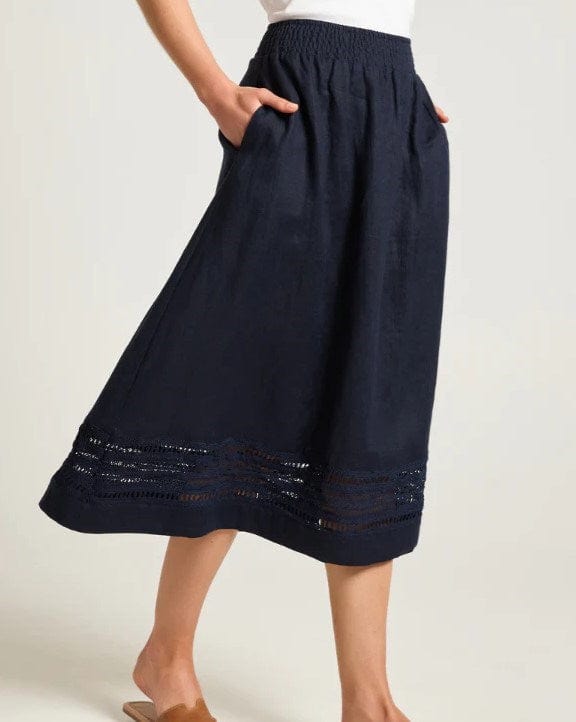 Load image into Gallery viewer, Yarra Trail Womens Daisy Skirt
