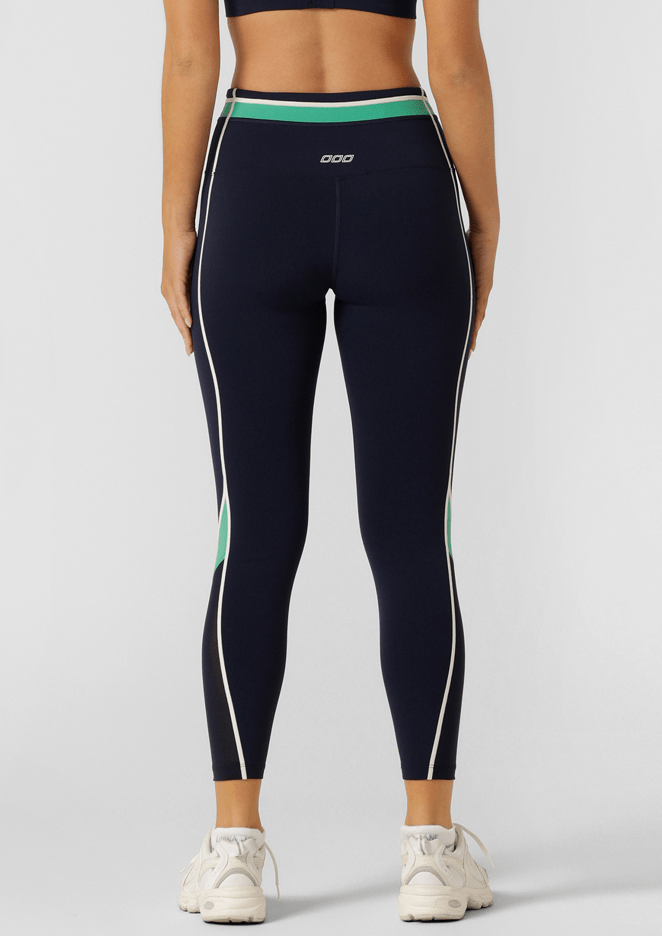 Load image into Gallery viewer, Lorna Jane Relay Ankle Biter Leggings
