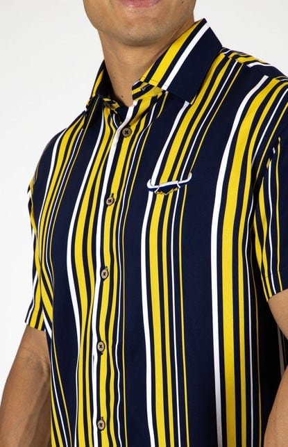 Load image into Gallery viewer, NRL Mens Cowboys Sorrento Party Shirt
