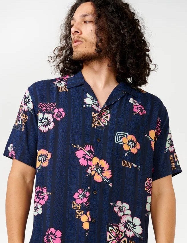 Load image into Gallery viewer, Rip Curl Mens Hoffman Short Sleeve Shirt
