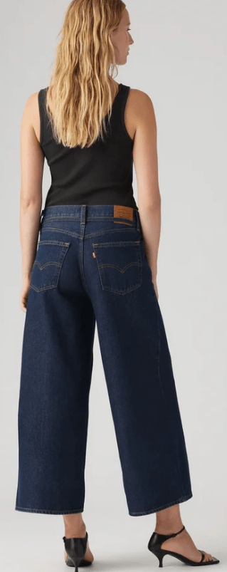 Load image into Gallery viewer, Levi&#39;s® Womens XL Culotte Mid Rise Jeans - Pick No Sides
