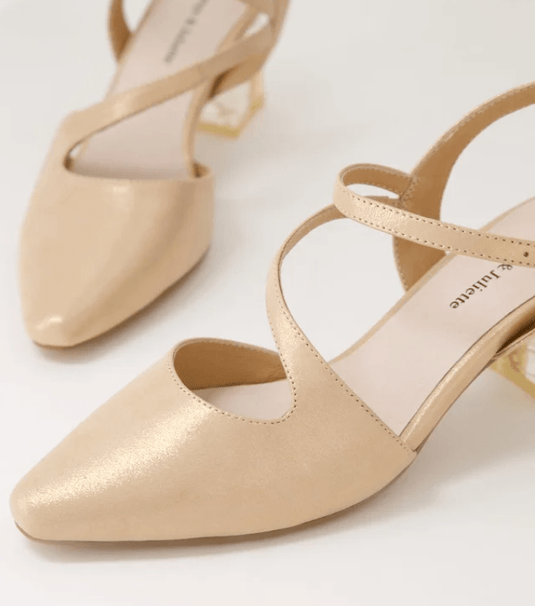 Django & Juliette Womens Halian Shoes - Old Gold