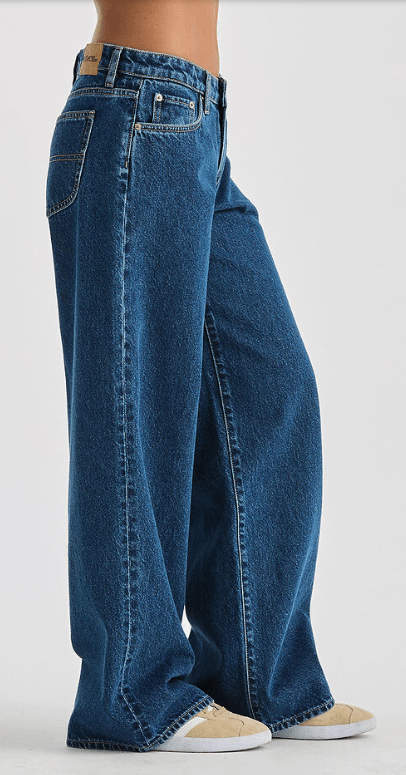 Load image into Gallery viewer, Riders Womens Low Slouch Jean - After Sunset
