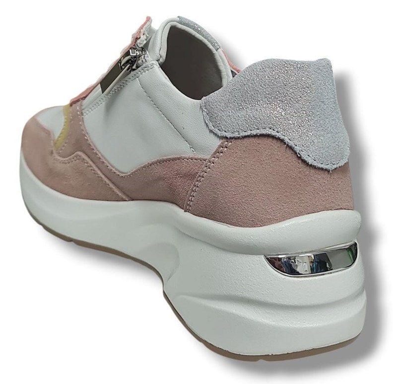 Load image into Gallery viewer, Just Bee Womens Chasin Shoe - White Multi
