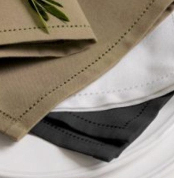 Load image into Gallery viewer, Rans Hemstitch Table Runner - 33cm x 135cm
