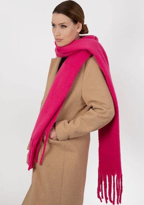 Dents Womens Blanket Scarf With  Tassel Ends