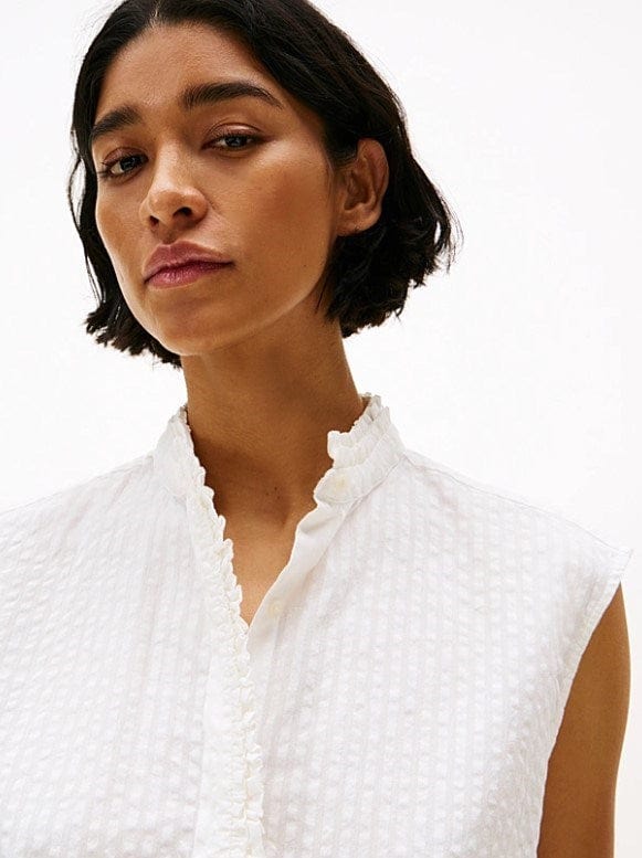 Load image into Gallery viewer, Tommy Hilfiger Womens Seersucker Ruffle Sleeveless Shirt
