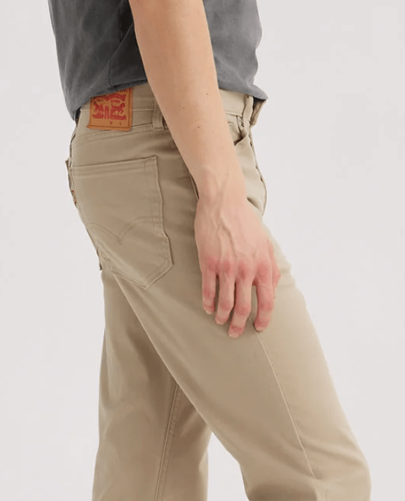 Load image into Gallery viewer, Levi&#39;s® Men&#39;s 516™ Straight Tech Stretch Twill True Chino Jeans
