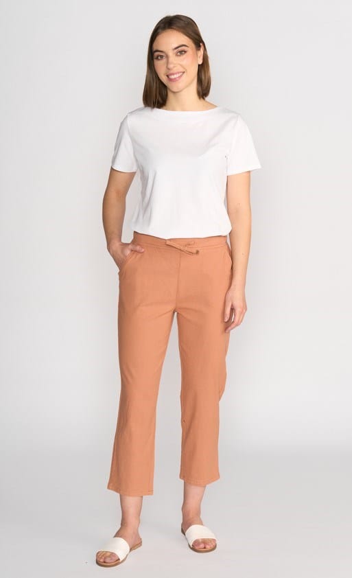 Vassalli Womens 7/8 Length Slim Leg Elastic Pant