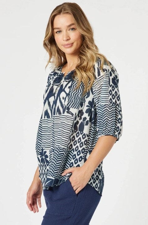 Threadz Womens Calabasas Print Top