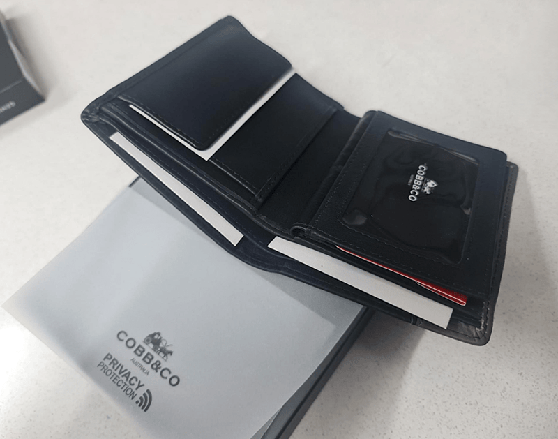 Load image into Gallery viewer, Cobb &amp; Co Mens Gawn Leather Multi Compartment Wallet
