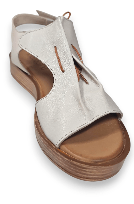 Load image into Gallery viewer, Rilassare Womens Dior Sandals - Bone
